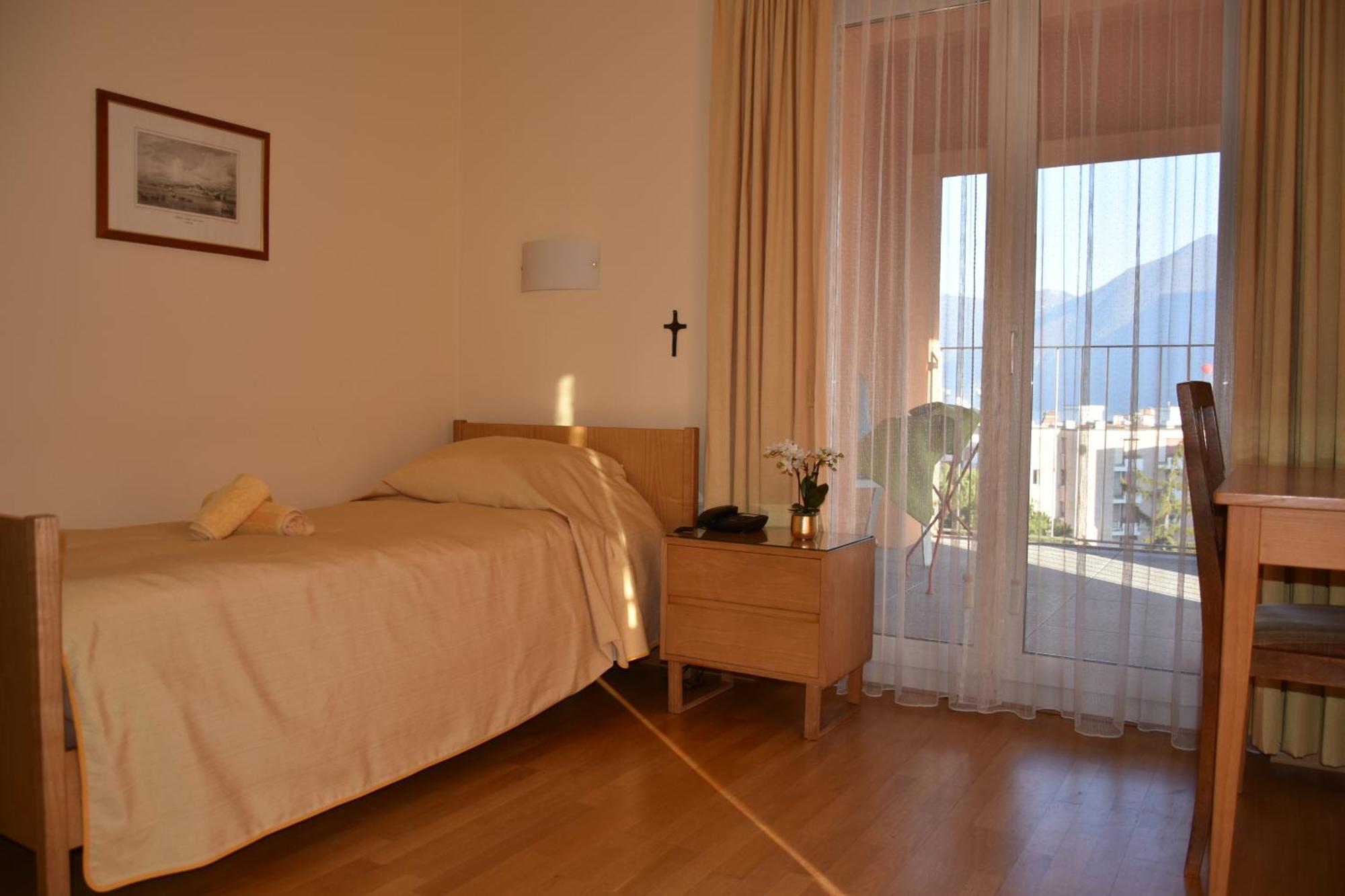 Casa Santa Birgitta Hotel Лугано Екстериор снимка