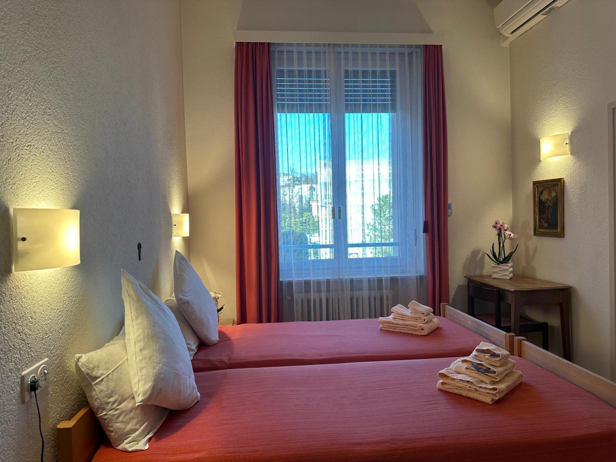 Casa Santa Birgitta Hotel Лугано Екстериор снимка