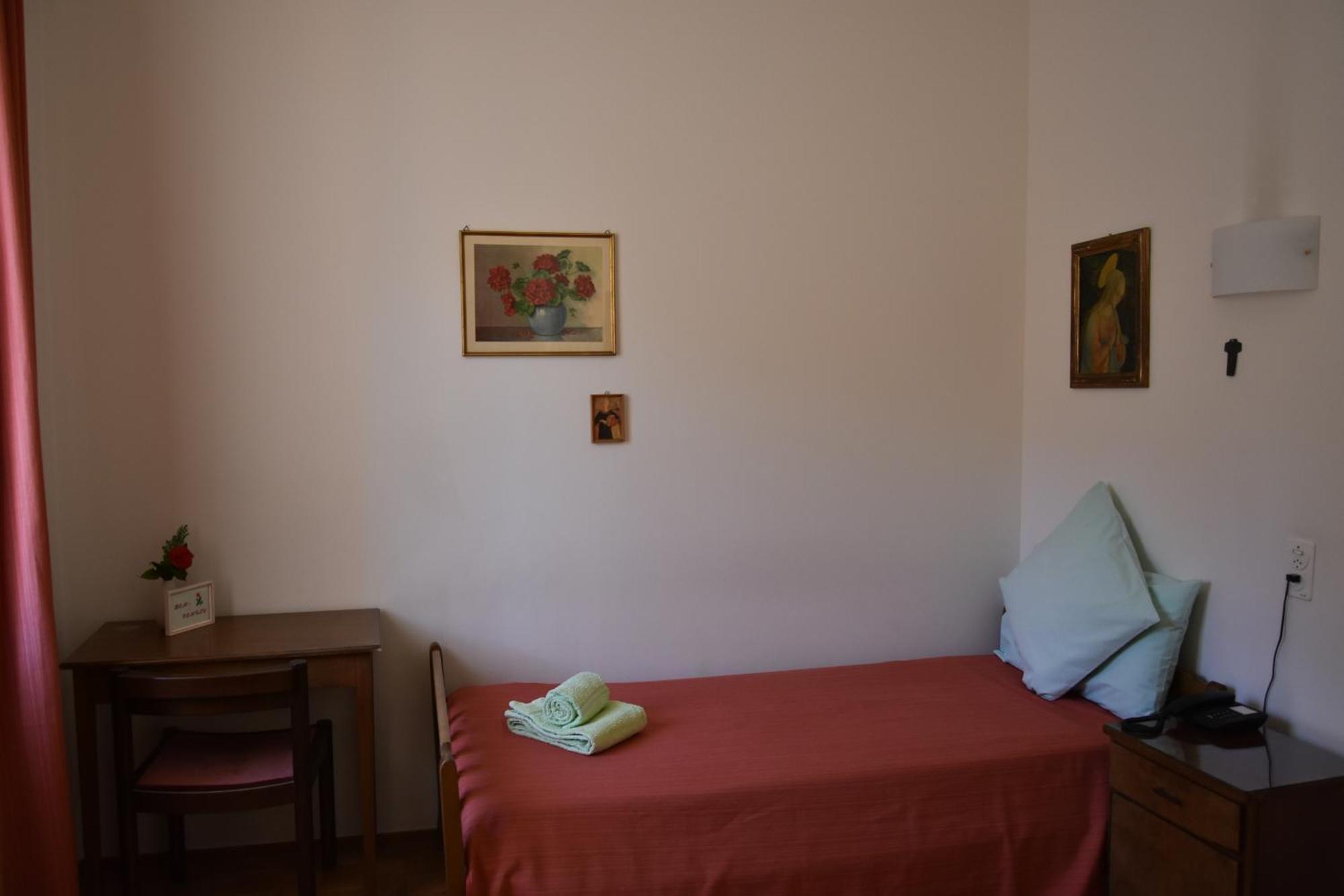 Casa Santa Birgitta Hotel Лугано Екстериор снимка