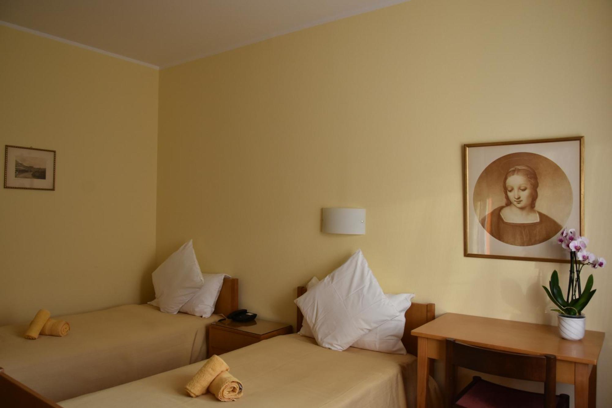 Casa Santa Birgitta Hotel Лугано Екстериор снимка