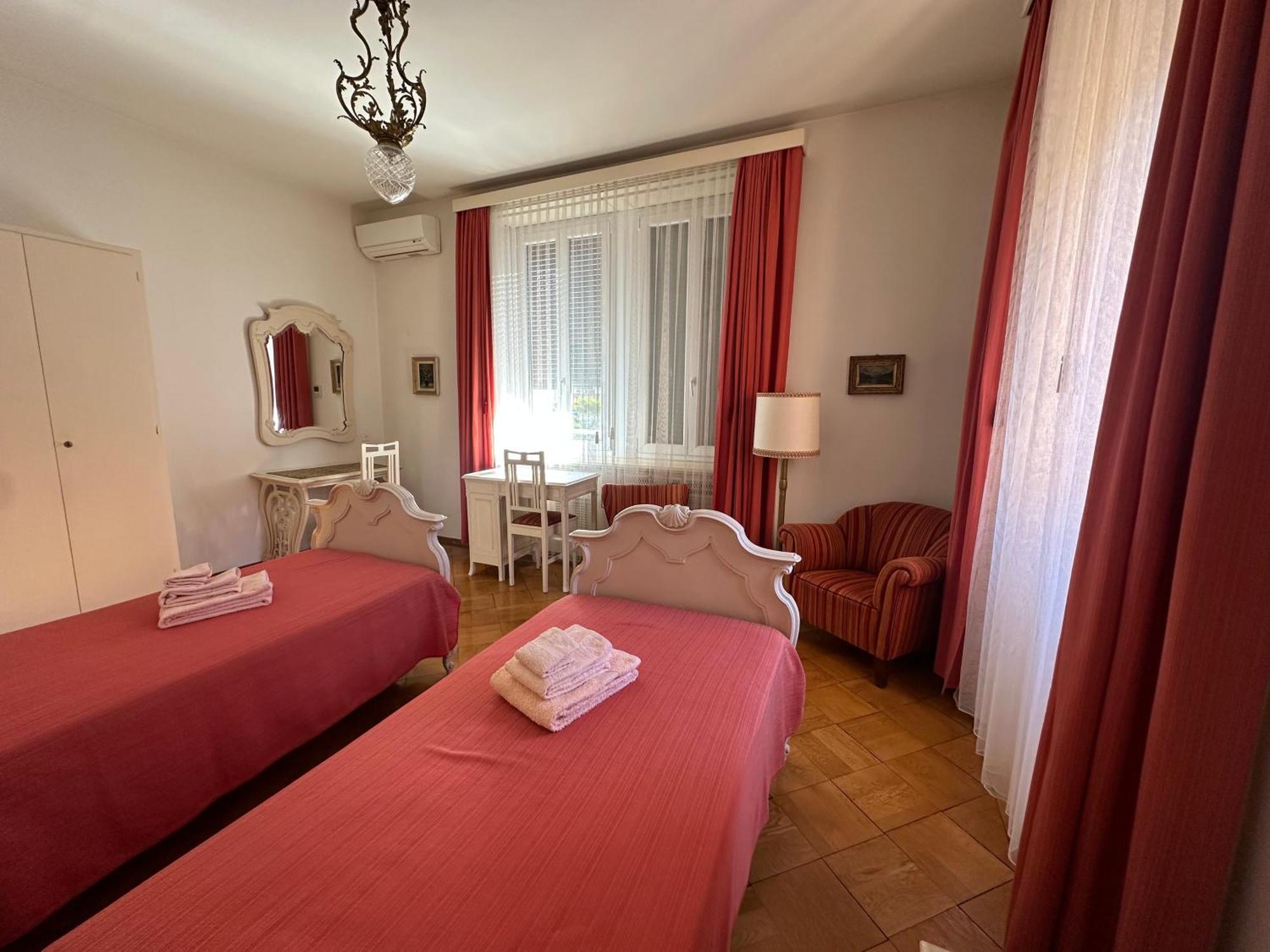 Casa Santa Birgitta Hotel Лугано Екстериор снимка
